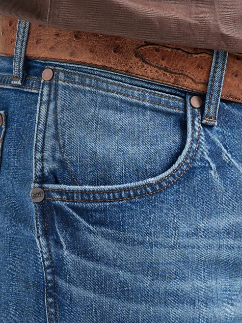 112325733 - Wrangler Men’s Retro Slim Fit Bootcut Jean - Friesian