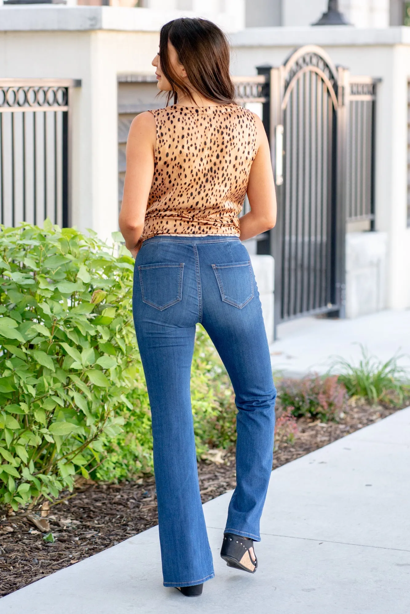 Alexander Mid Rise Pull On Flare