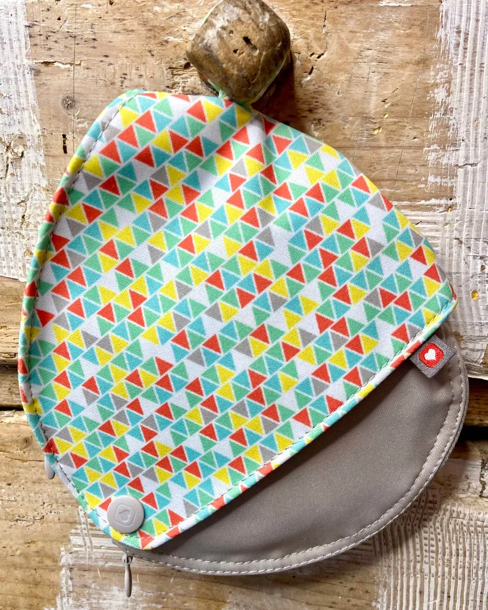 Close Printed Breast Pad Pouch - Pastels