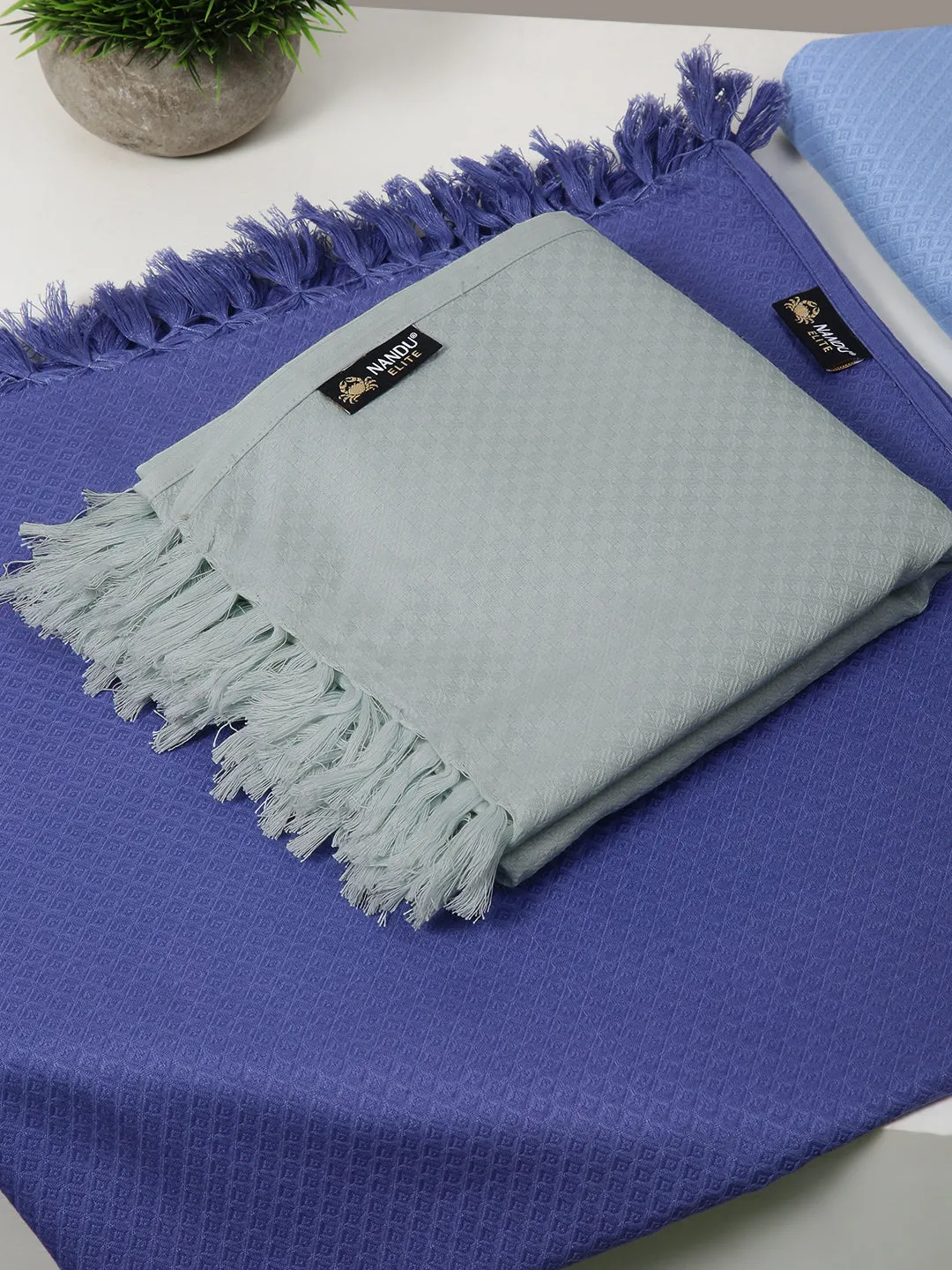 COLOUR PLAIN PEARL 07