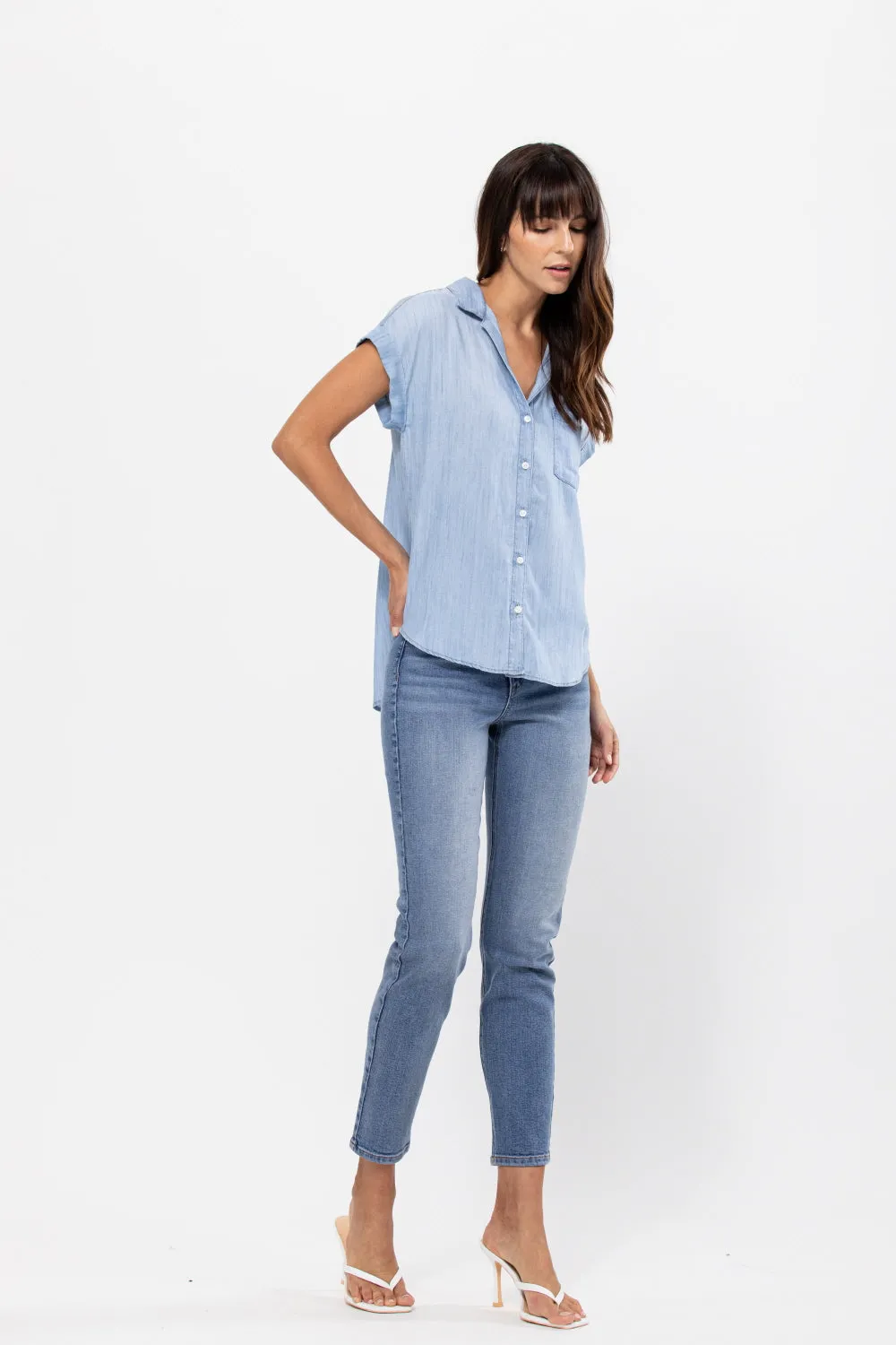 CUFFED SLEEVE TENCEL BUTTON UP SHIRT WITH ROUND HIGH LOW HEM / SP-J3428LT