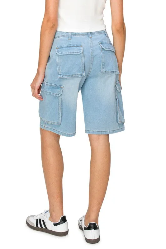 Low Rise Bermuda Shorts Light Wash