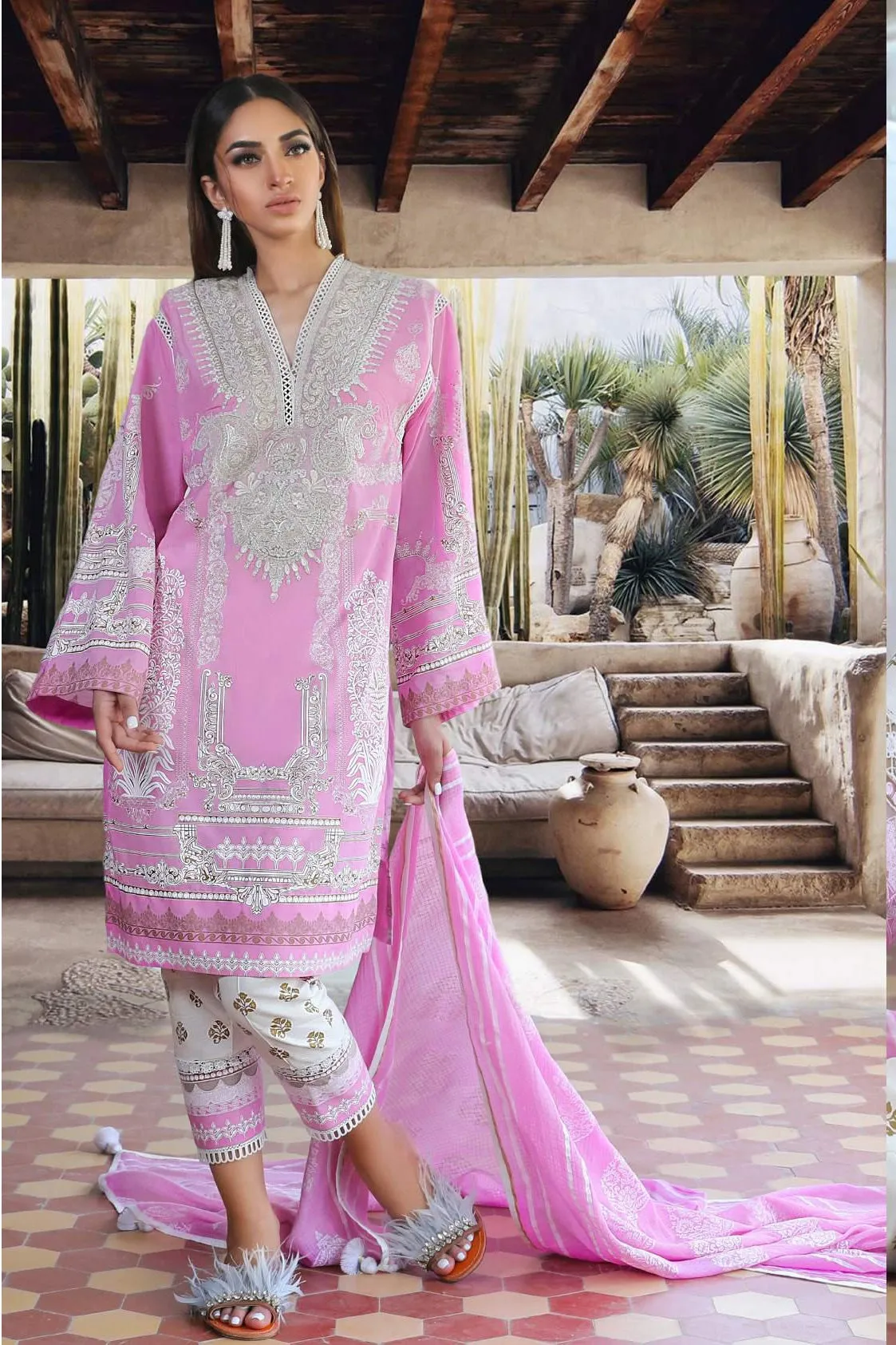 Sana Safinaz Kurnool Lawn Collection 2019 – 1A