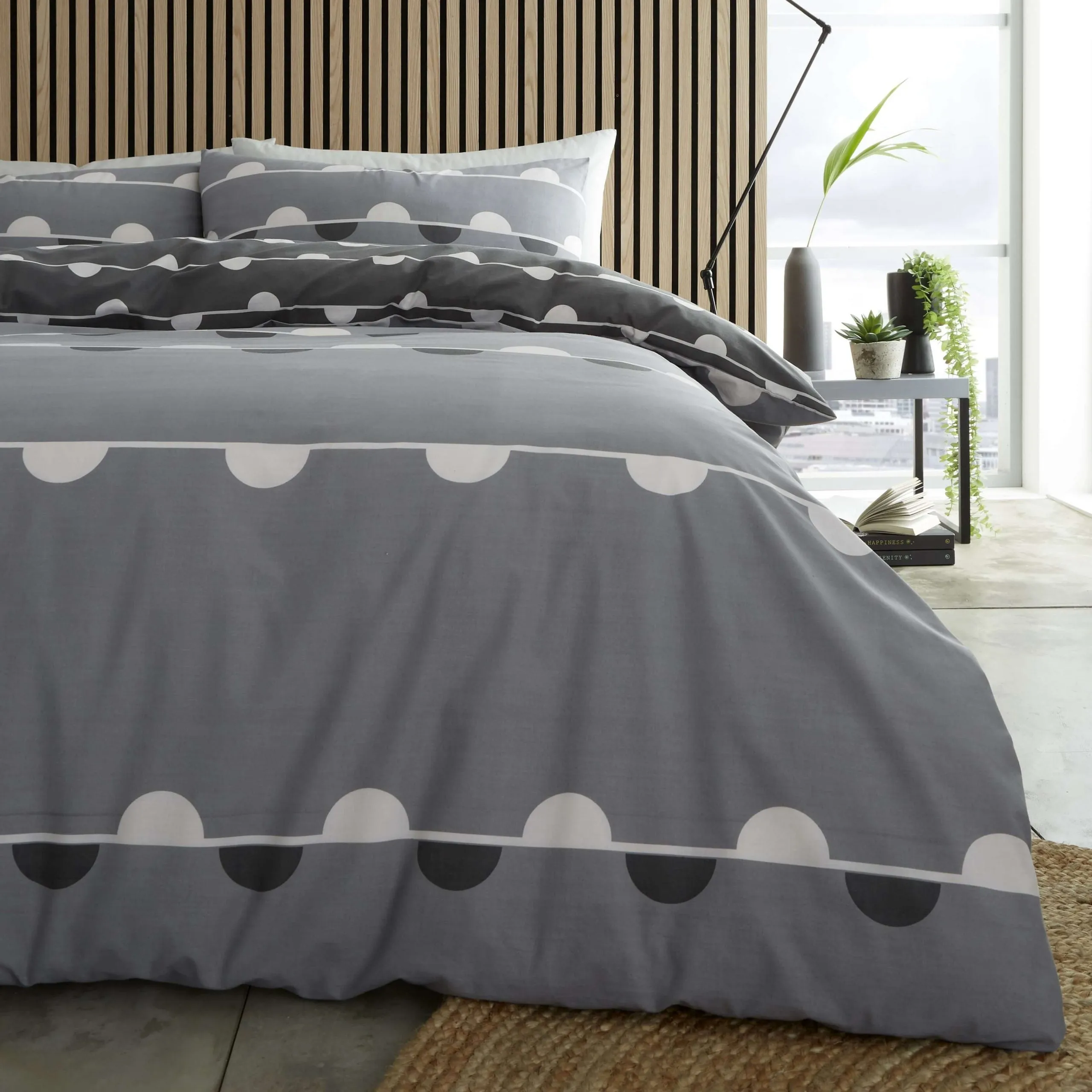 Simple Reversible Geo Printed Duvet Set