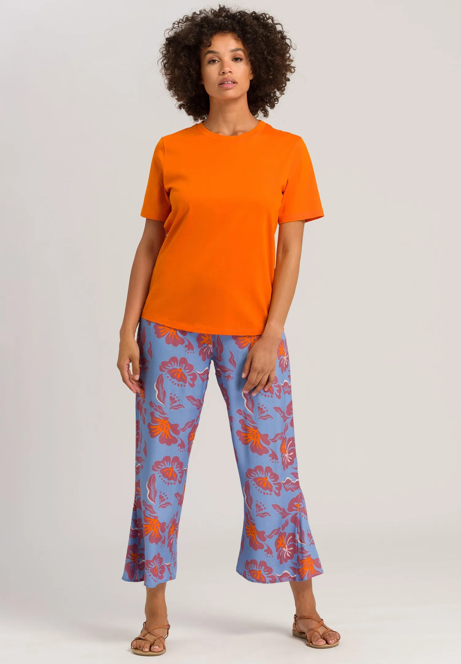 Sunny Vibes Crop Pants | Vivid Flowers 78732-2368