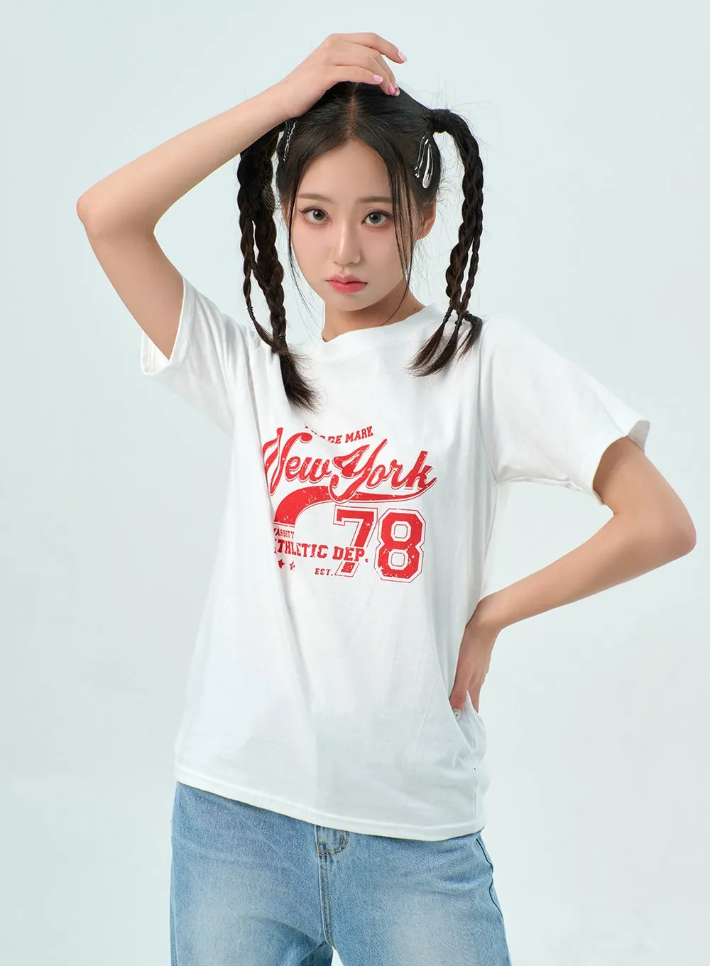 Wide Light Wash Jeans BY322